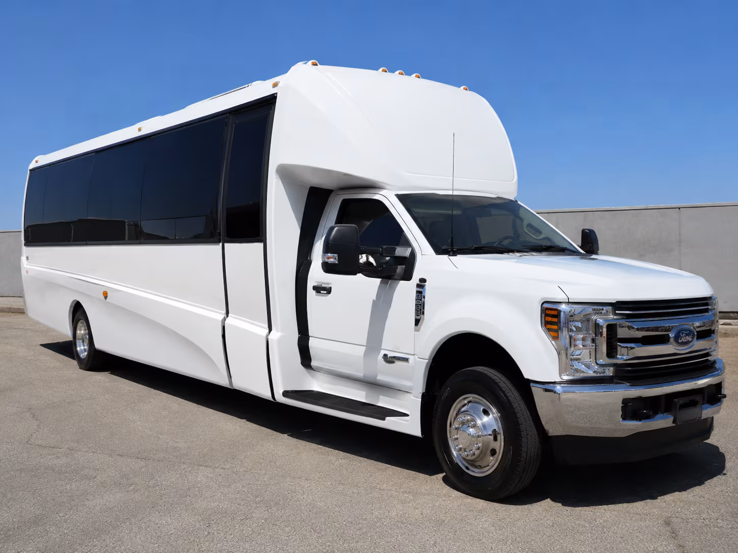 ann arbor stress free employee shuttle bus rentals in ann arbor