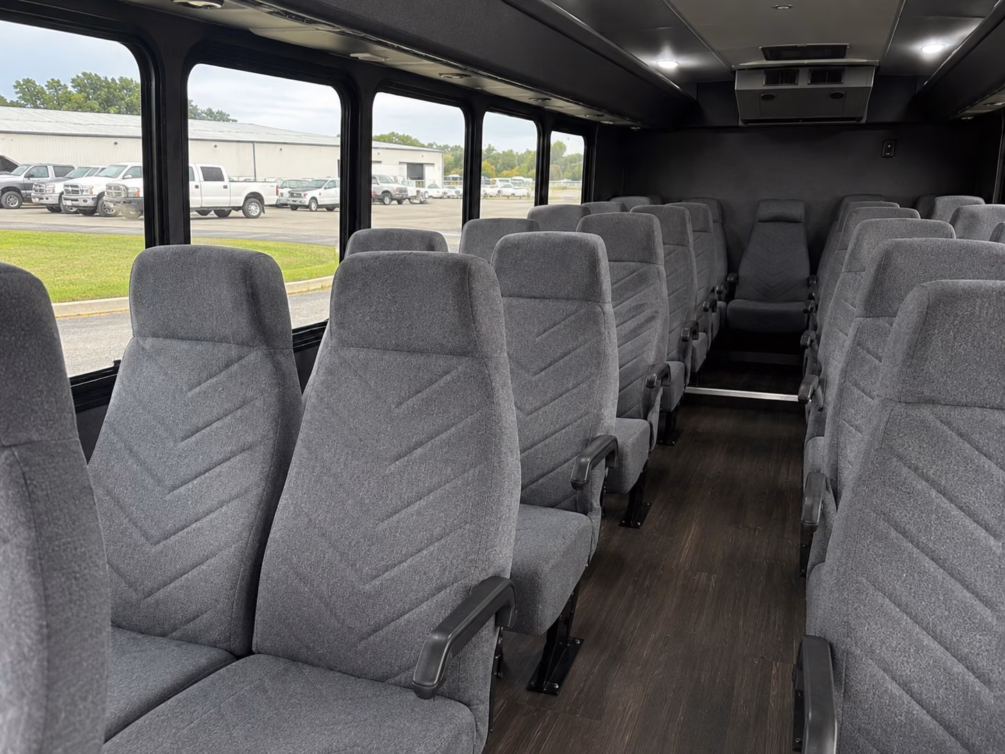 kalamazoo comfortable kalamazoo airport transportation