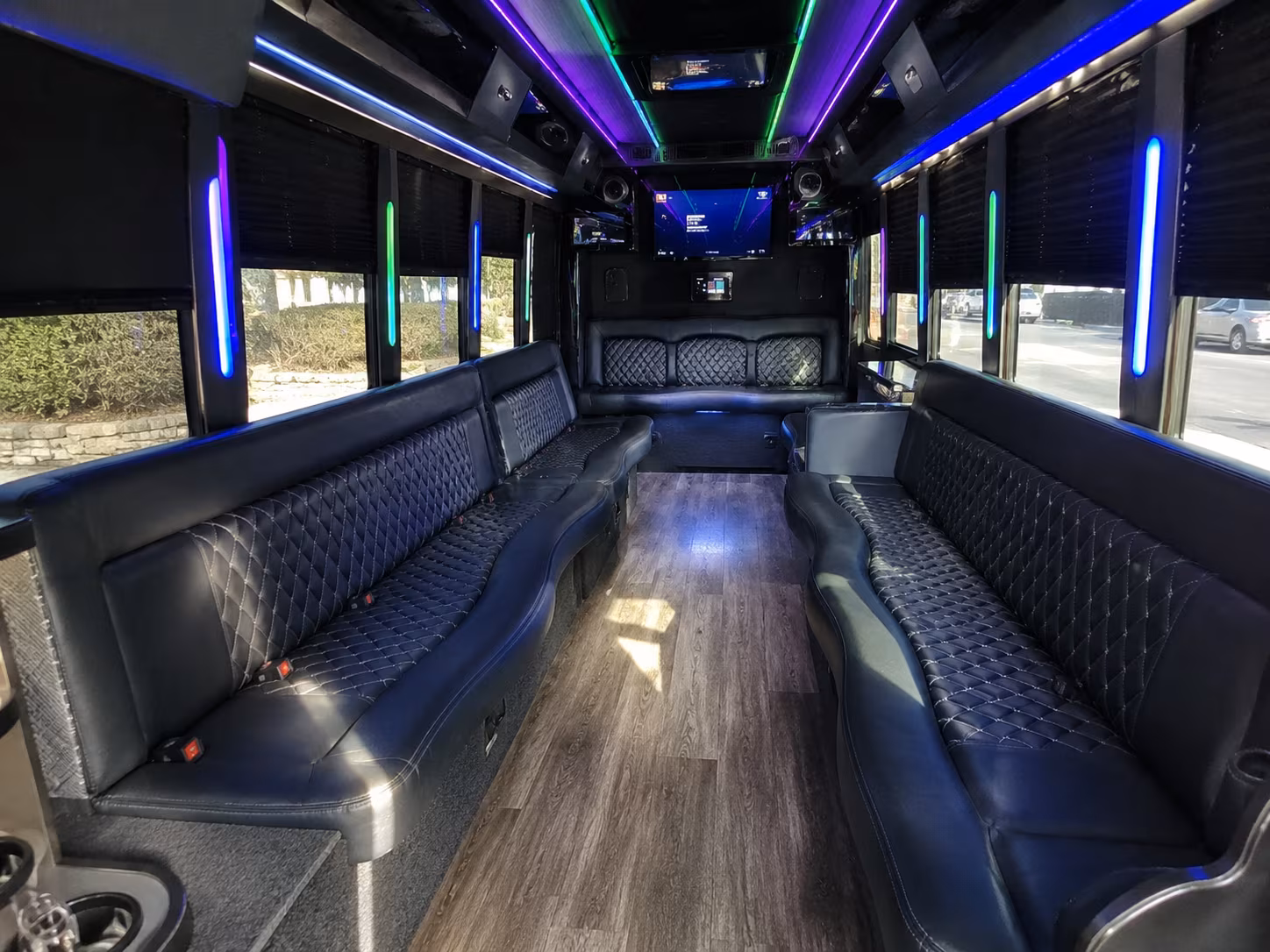 kentwood 15 passenger party bus interior