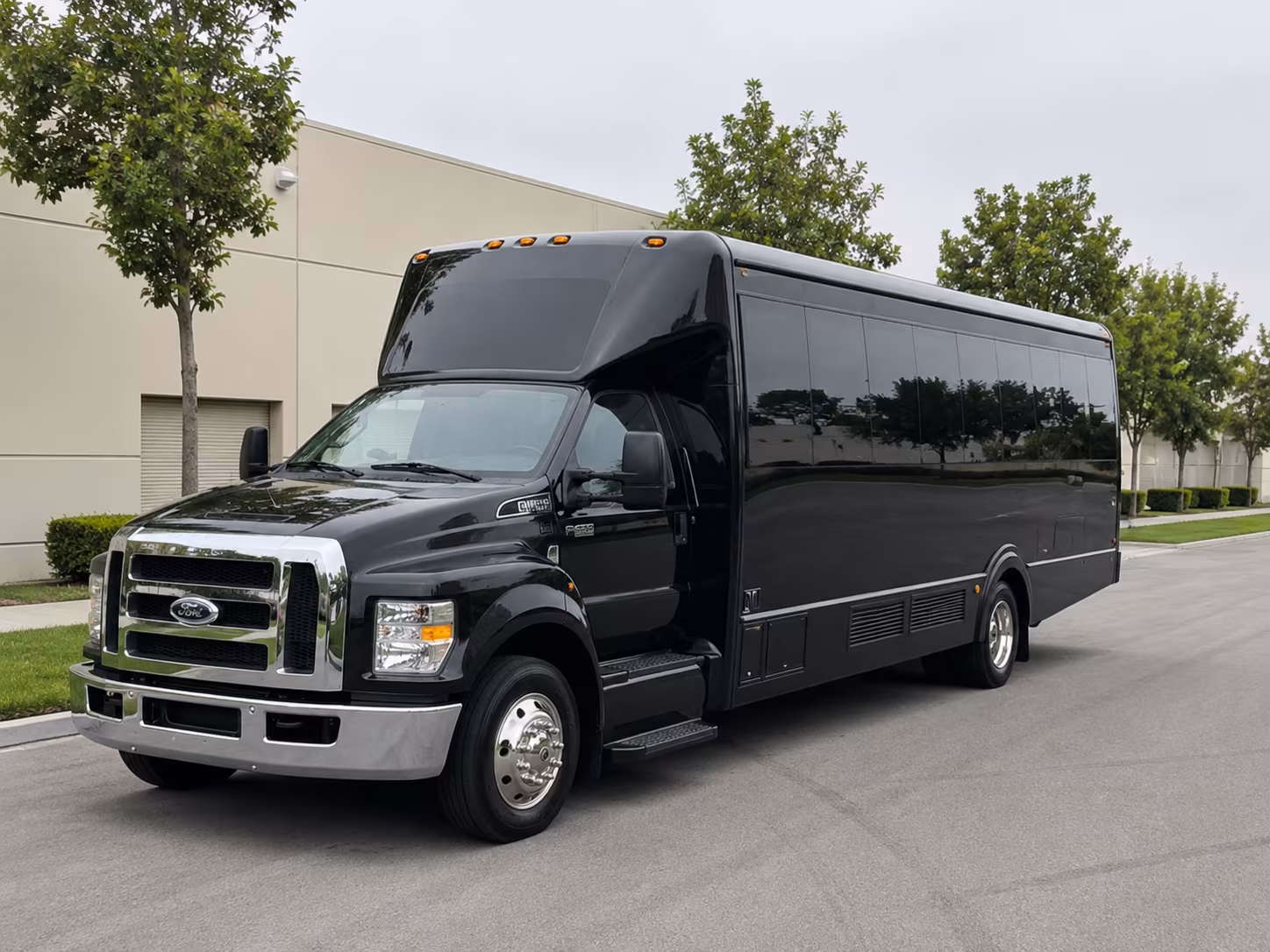 kentwood party bus