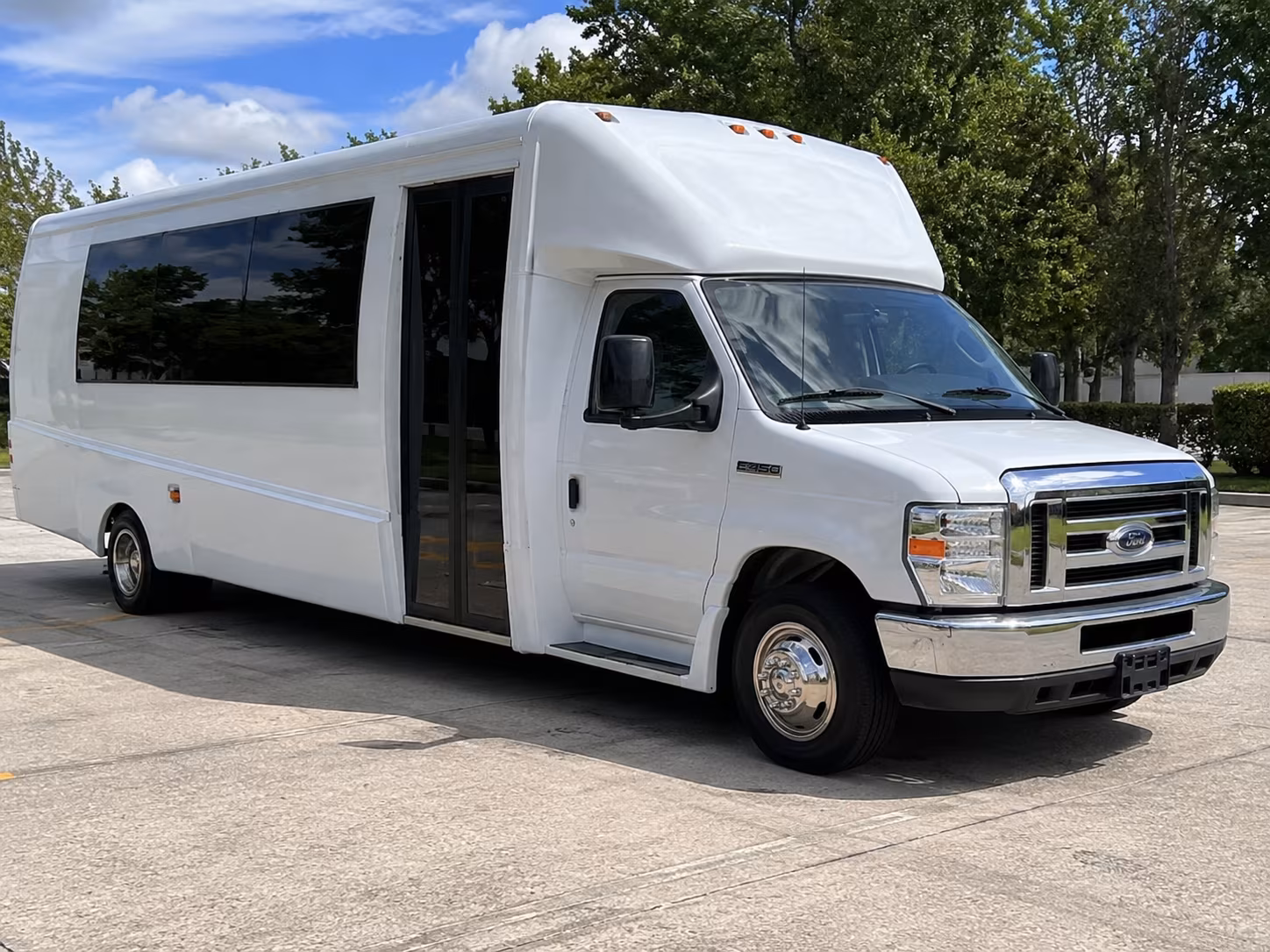 wyoming get your prom group moving with wyoming party bus rentals