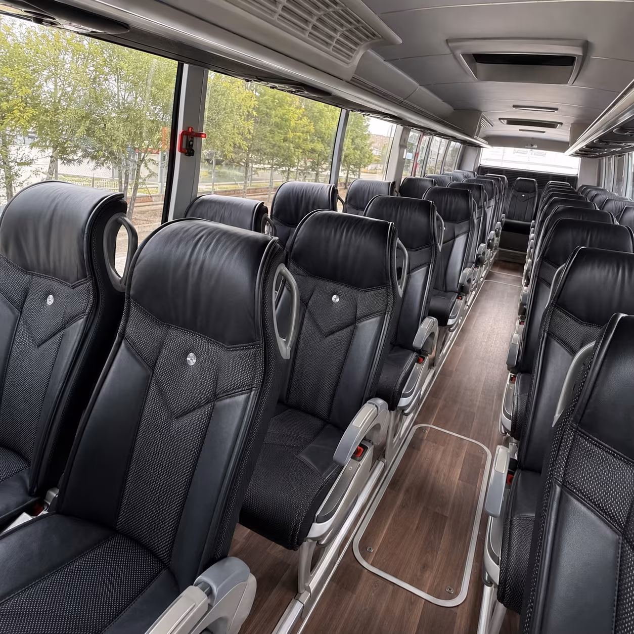 wyoming timely charter buses for wyoming corporate outings